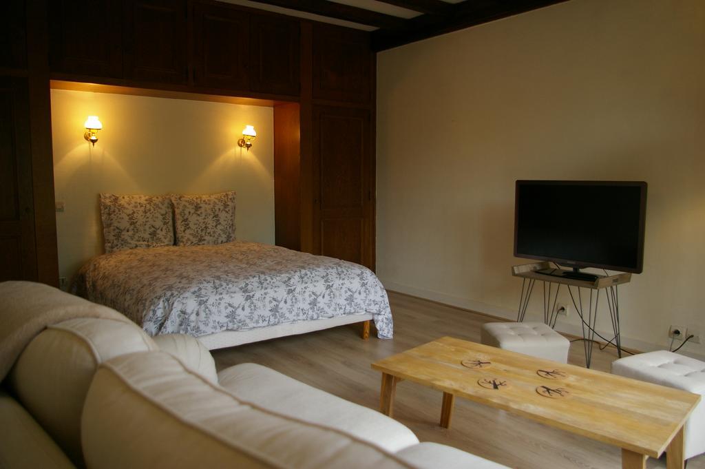 Apartament Juniper House Vulaines-sur-Seine Zewnętrze zdjęcie