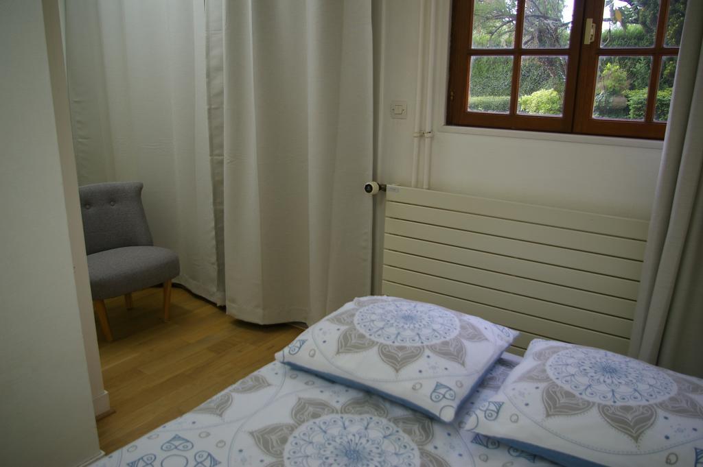Apartament Juniper House Vulaines-sur-Seine Zewnętrze zdjęcie